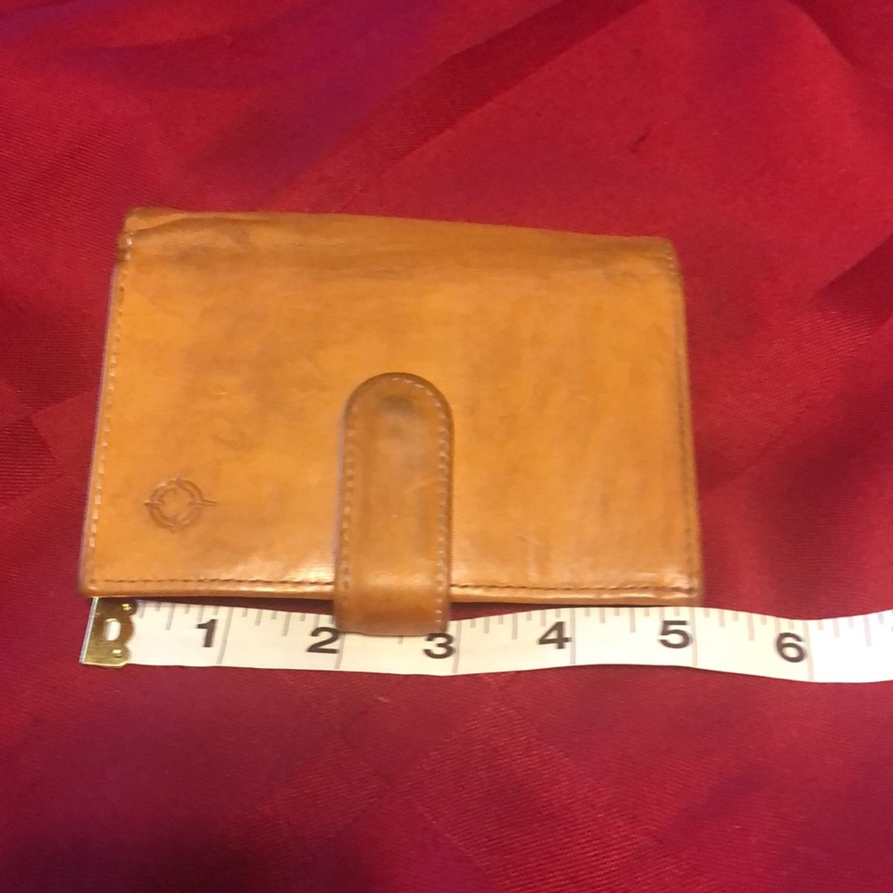 PreOwned- Franklin Covey Leather Wallet 3 credit card slots-2 slots for receipts - Picture 11 of 11